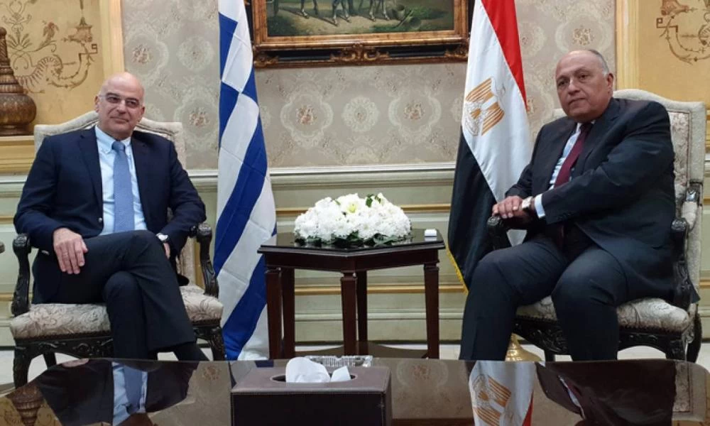 Αθήνα-Κάιρο υπογράφουν για ΑΟΖ: Στην Αίγυπτο εσπευσμένα ο Δένδιας